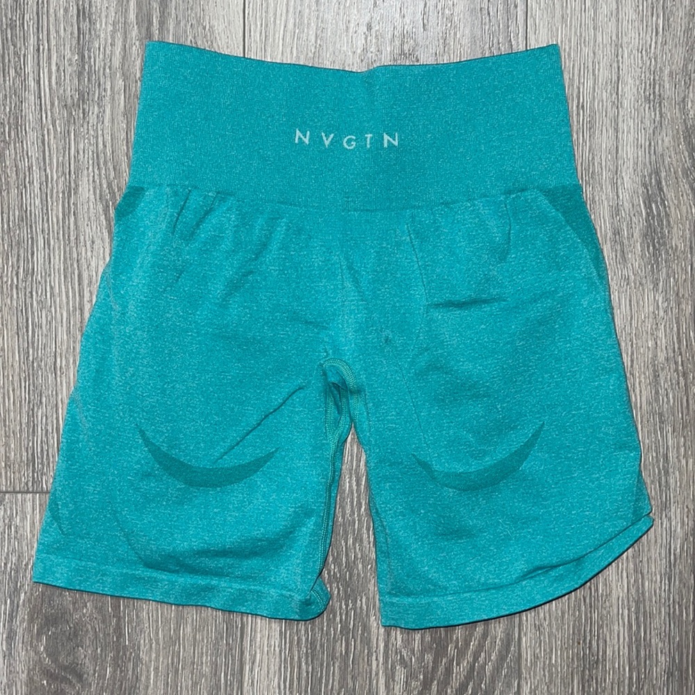NVGTN contour shorts